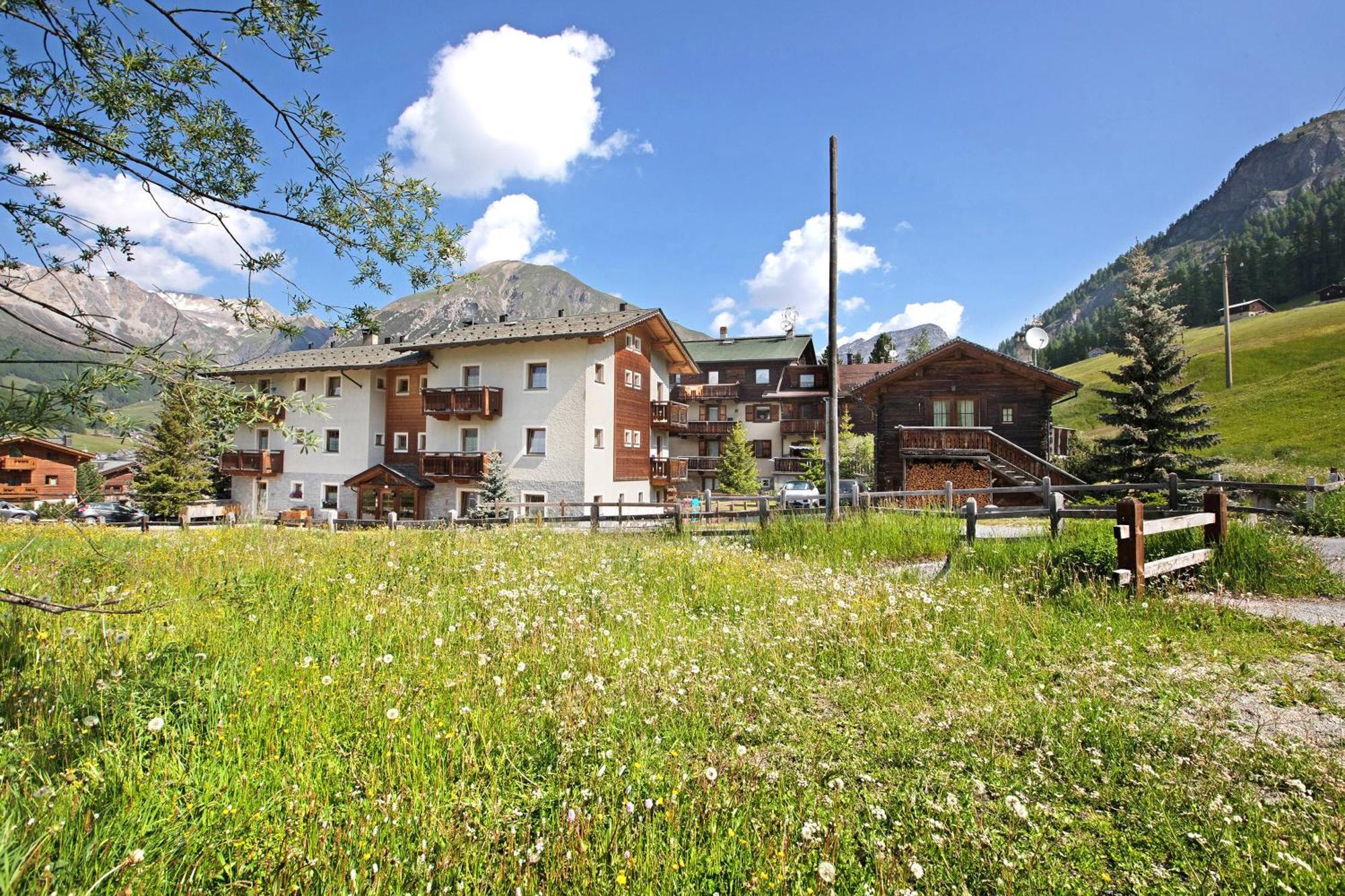 Al Bait Da Marangona Apartment Livigno Exterior foto